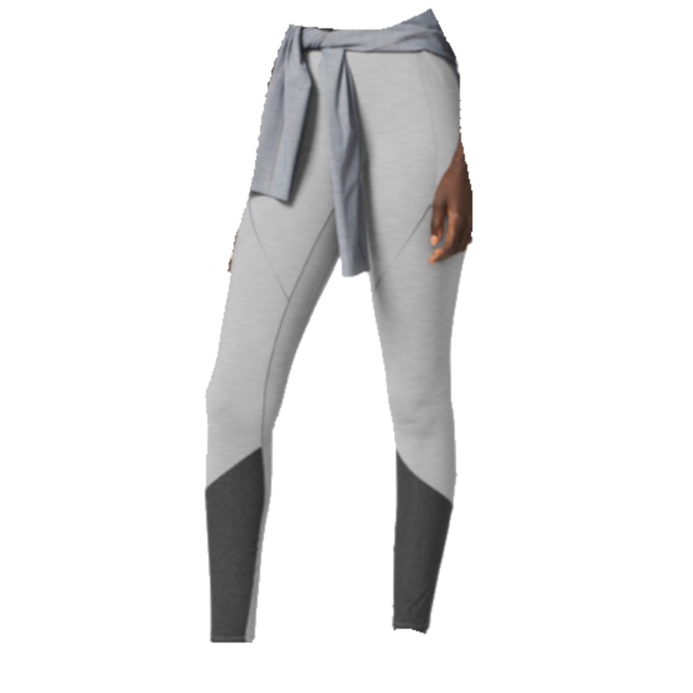 GUC Lululemon grey and black mesh leggings size 6